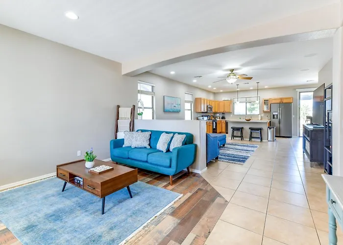 Group Getaway W/ Pool & Patio In San Tan Valley! * Queen Creek